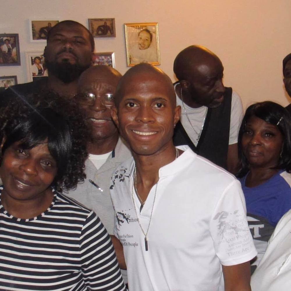 Meet your Posher, Aaron bernard